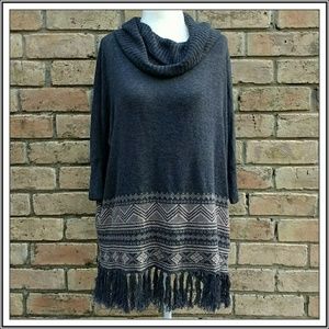 Forever 21 Comfy Dark Gray Sweater With Fringe